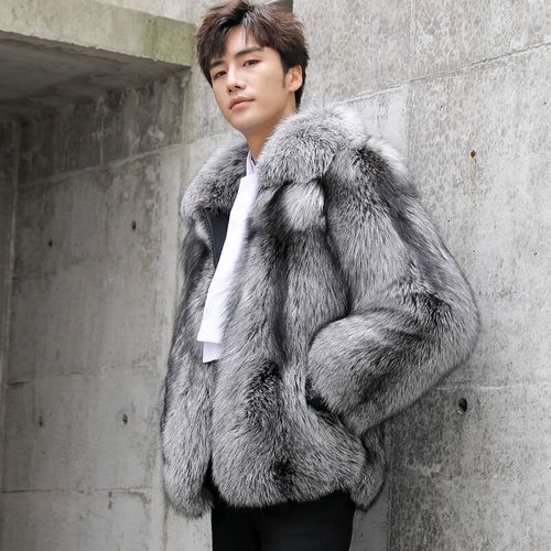 银狐皮2025价格会涨还是跌?-图1 银狐皮2025价格会涨还是跌?-图1