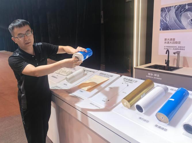 2025年鲜活蝇蛆价格会涨还是跌?-图1 2025年鲜活蝇蛆价格会涨还是跌?-图1