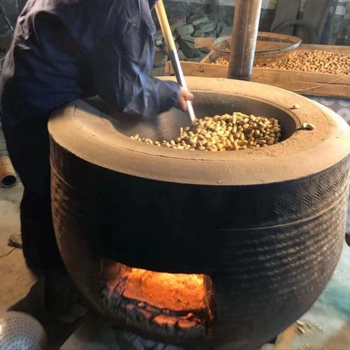 2025年花生角价格会涨还是跌？-图2