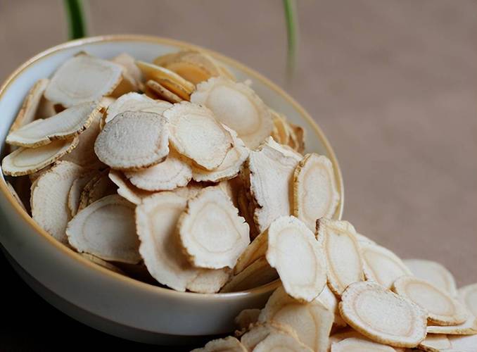 2025年西洋参价格会涨还是跌？-图2